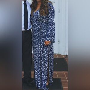 Lulus blue and white maxi dress size xl